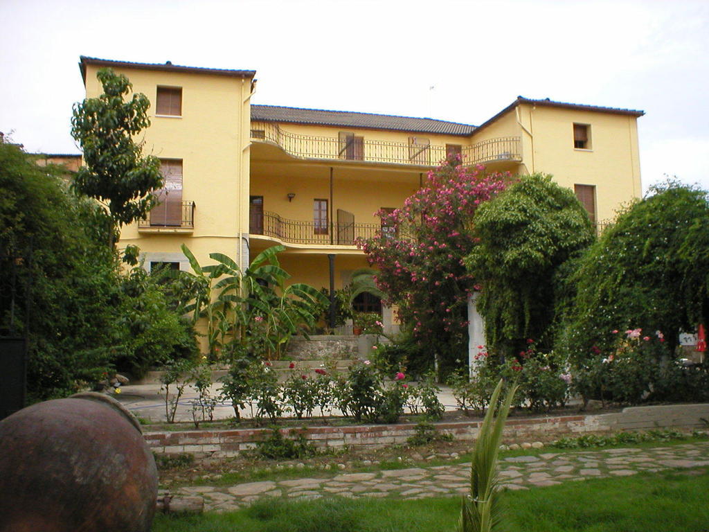 Hostal La Colonial Madrigal de la Vera Eksteriør bilde