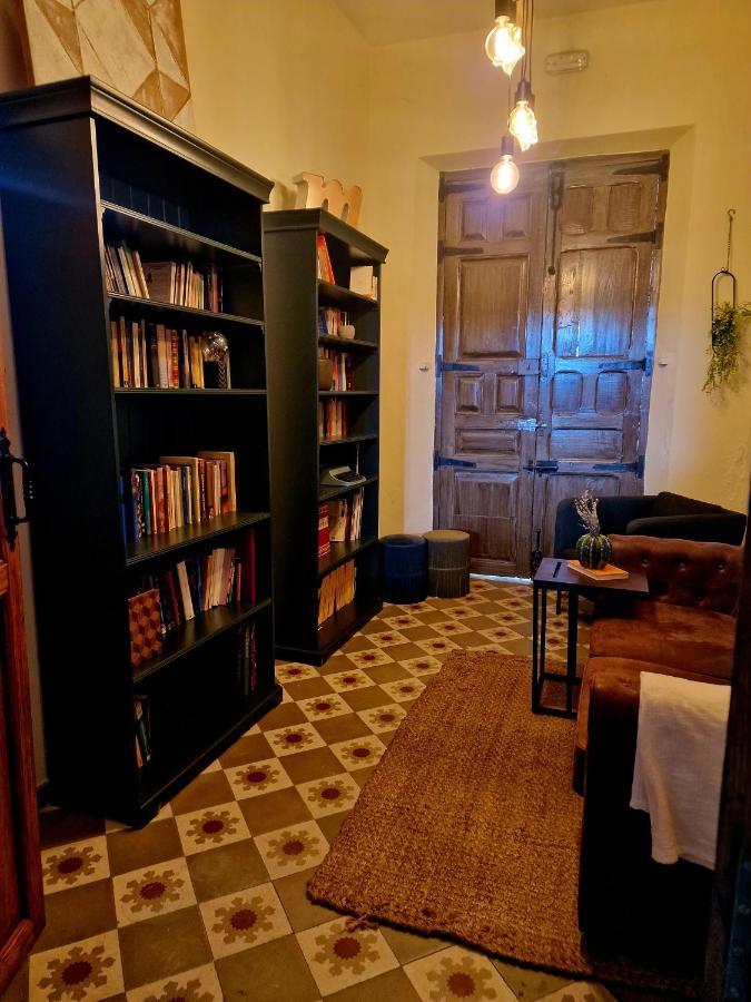 Hostal La Colonial Madrigal de la Vera Eksteriør bilde