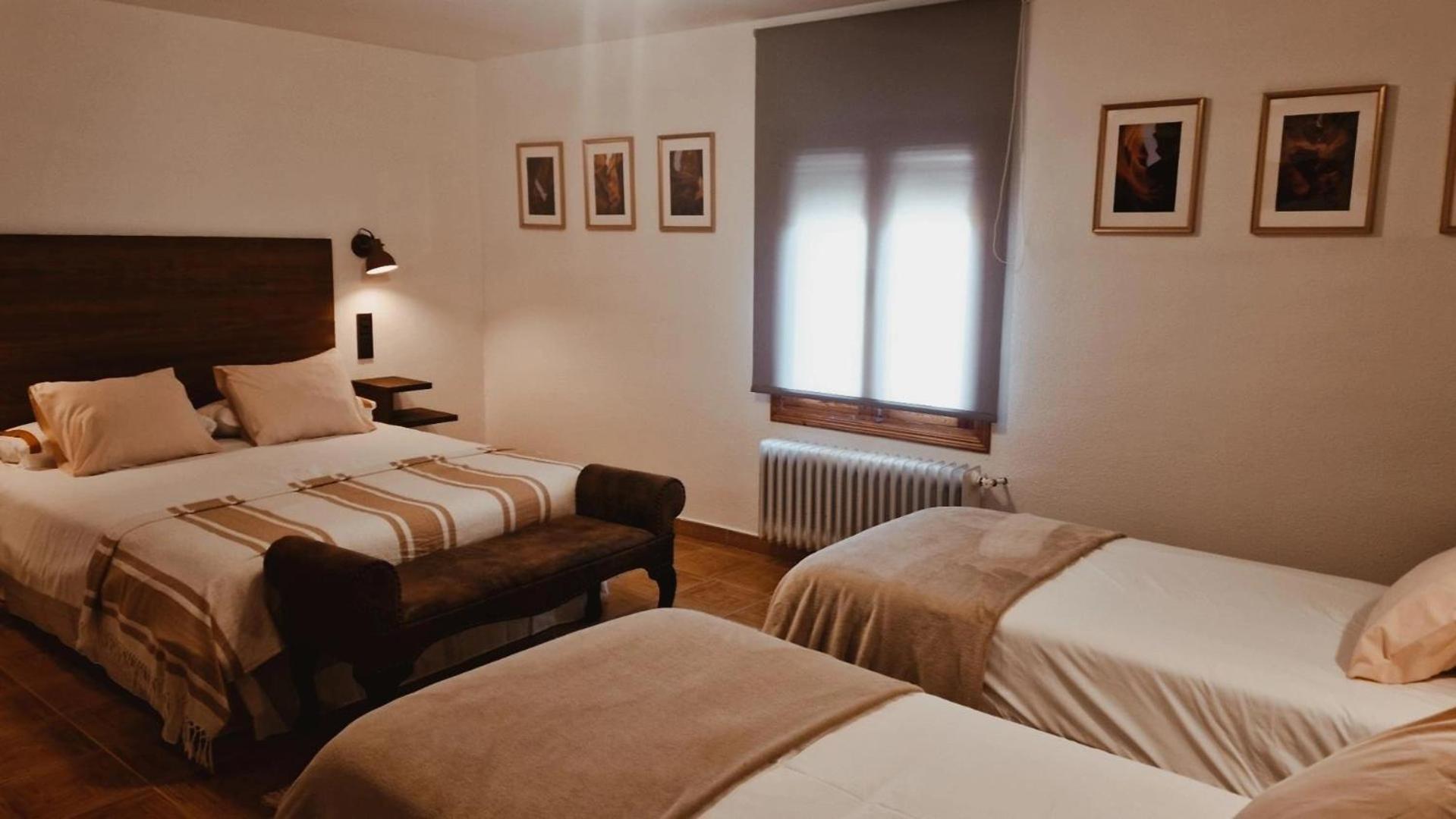 Hostal La Colonial Madrigal de la Vera Eksteriør bilde